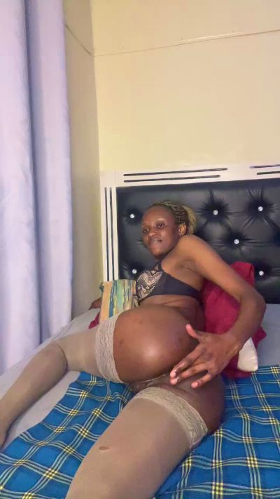 lisa2320 live cam on Cam4