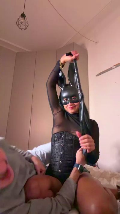 lisa5 live cam on Cam4