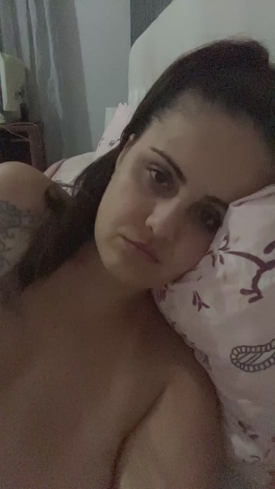lisandra90girl live cam on Cam4