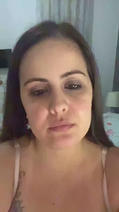 lisandra90girl live cam on Cam4