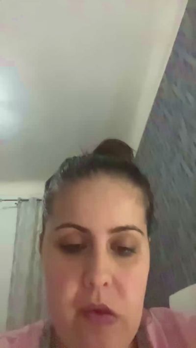 lisandra90girl live cam on Cam4