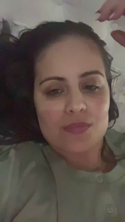 lisandra90girl live cam on Cam4