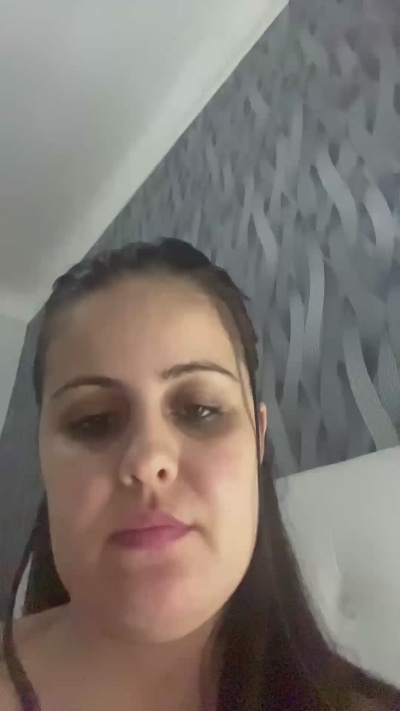 lisandra90girl live cam on Cam4