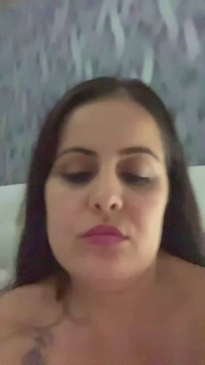 lisandra90girl live cam on Cam4