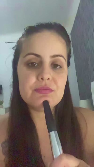lisandra90girl live cam on Cam4