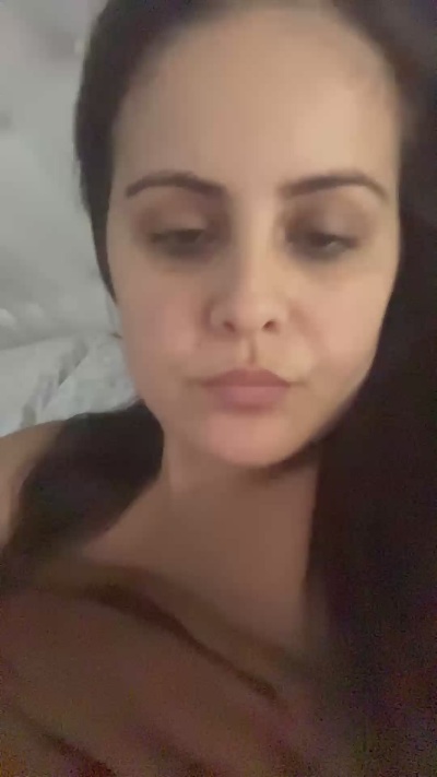 lisandra90girl live cam on Cam4