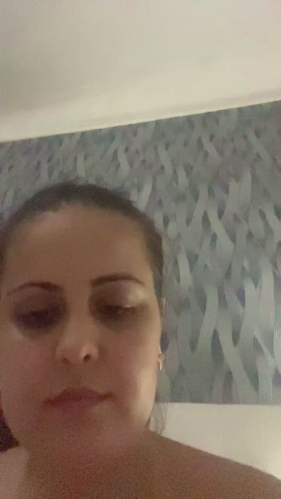 lisandra90girl live cam on Cam4