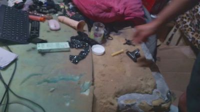 lishrimpdick live cam on Cam4