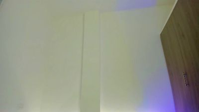 litle_slut live cam on Cam4