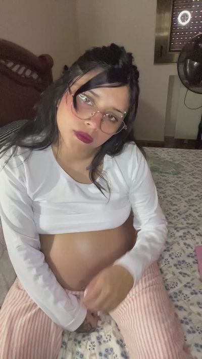 littleangelabby live cam on Cam4