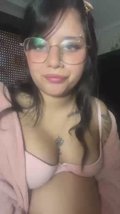 littleangelabby live cam on Cam4