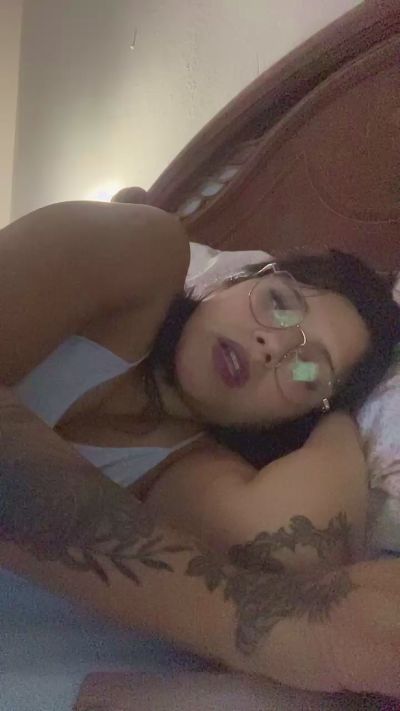 littleangelabby live cam on Cam4