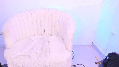 littlecum18 live cam on Cam4