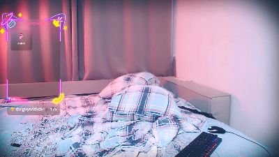 littlepinkcat live cam on Cam4