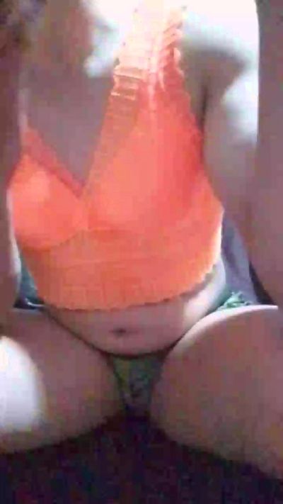 livia60 live cam on Cam4