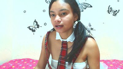 liz7skinny live cam on Cam4