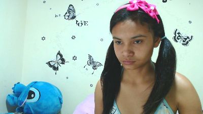 liz7skinny live cam on Cam4