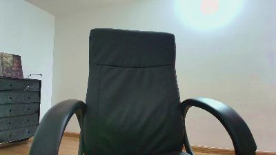 lizbluee live cam on Cam4