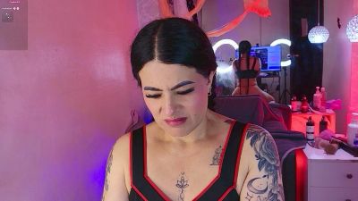 lizha_milf live cam on Cam4