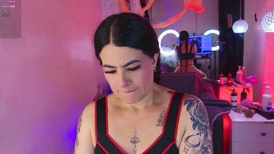 lizha_milf live cam on Cam4