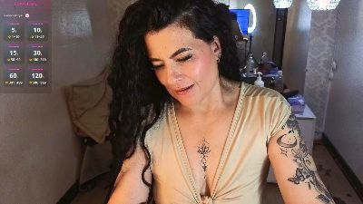 lizha_milf live cam on Cam4