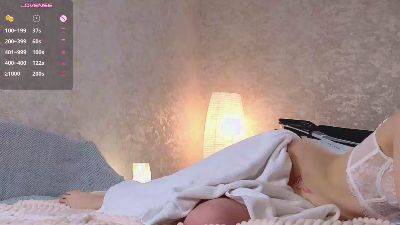 liziTaylor live cam on Cam4