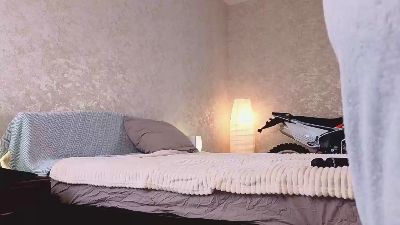 liziTaylor live cam on Cam4