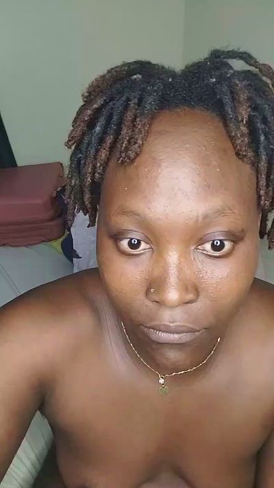 lizy86 live cam on Cam4