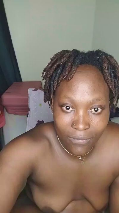 lizy86 live cam on Cam4