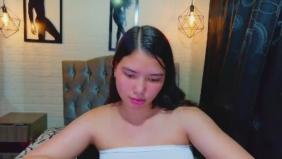 lizzie_sweets live cam on Cam4