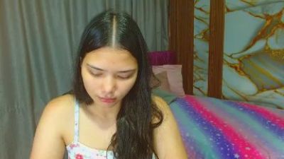 lizzie_sweets live cam on Cam4