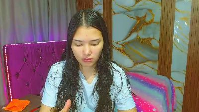 lizzie_sweets live cam on Cam4