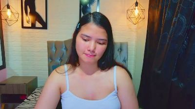 lizzie_sweets live cam on Cam4
