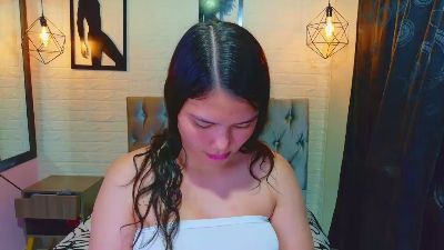 lizzie_sweets live cam on Cam4