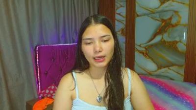lizzie_sweets live cam on Cam4