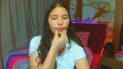 lizzie_sweets live cam on Cam4