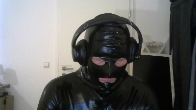 llover68 live cam on Cam4