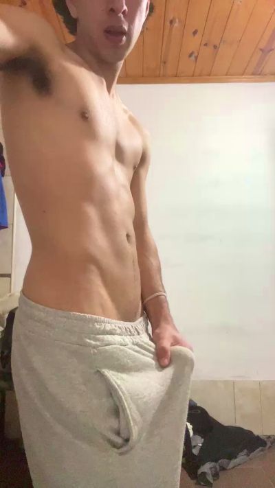 lobito071 live cam on Cam4
