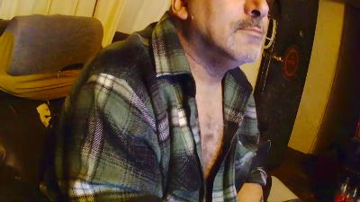 lobo2005 live cam on Cam4