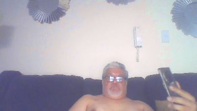 locotillo4 live cam on Cam4