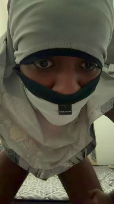 locotron69 live cam on Cam4