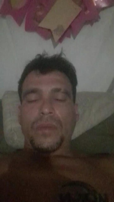 locurita4 live male webcam from Argentina