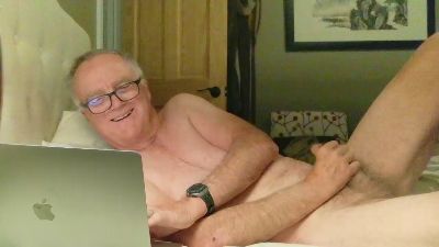loganwest31 live cam on Cam4