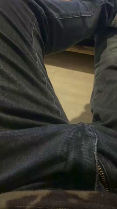 loguis live cam on Cam4
