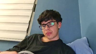 lokitoo20 live cam on Cam4