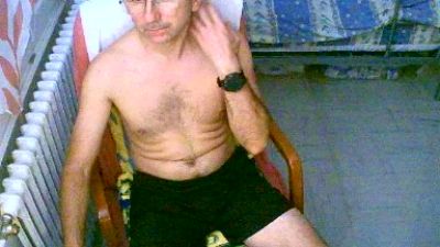 lokoum393 live cam on Cam4