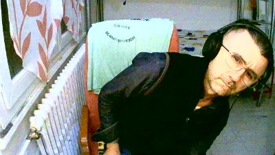 lokoum393 live cam on Cam4