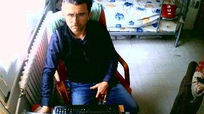 lokoum393 live cam on Cam4