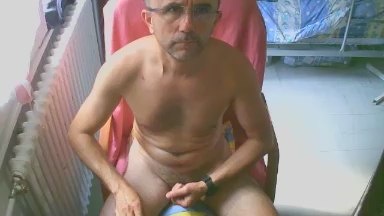 lokoum393 live cam on Cam4