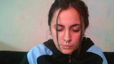 lola2032 live cam on Cam4